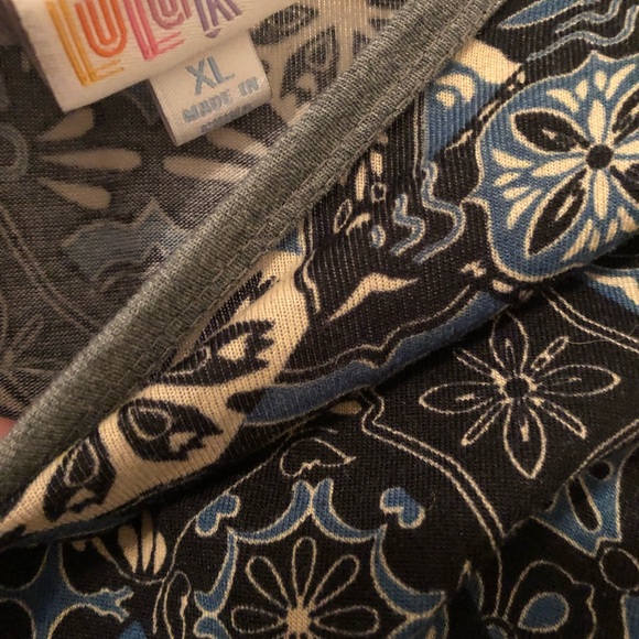 XL LLR Randy Top - Picture 3 of 3